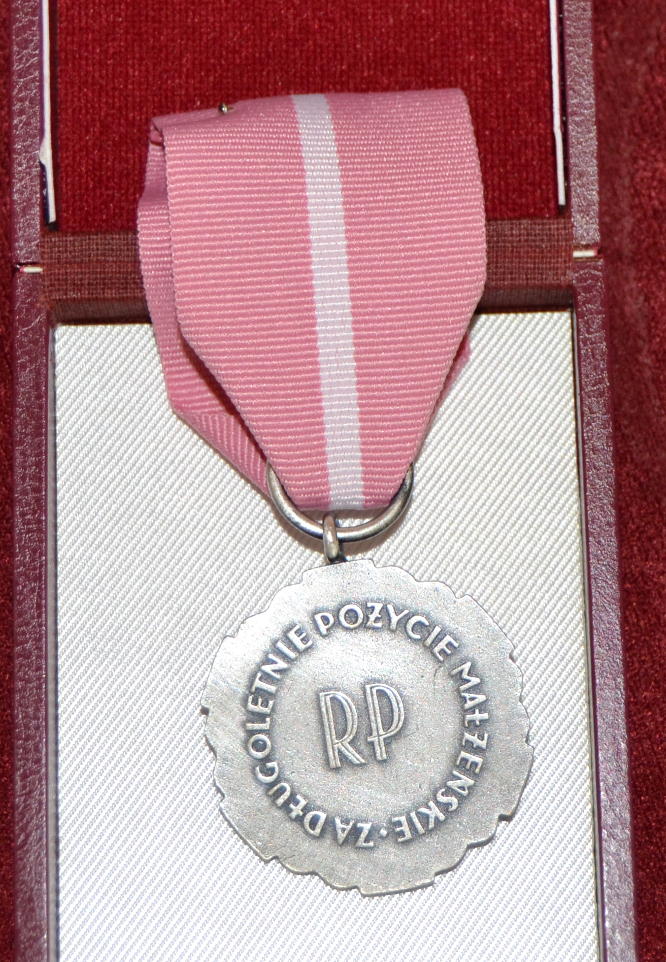 Medal RP za długoletnie pożycie małżeńskie